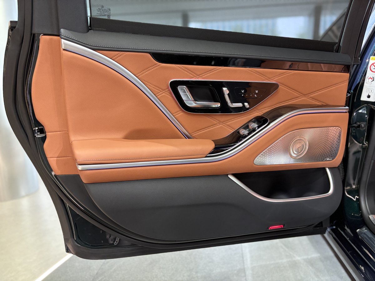 2024年8月奔馳 邁巴赫S級(jí)  2024款 改款 S 480 4MATIC