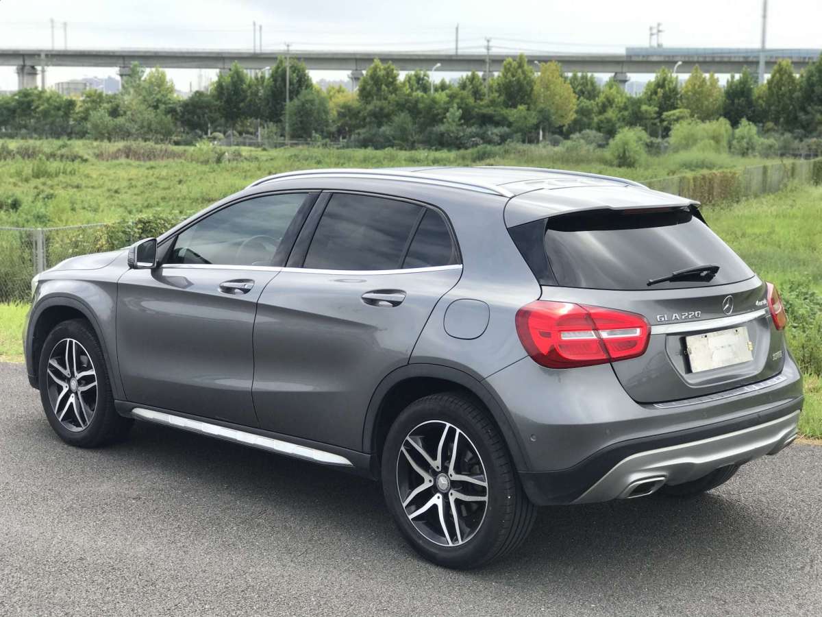 2016年07月奔馳 奔馳GLA  2016款 GLA 220 4MATIC 時(shí)尚型