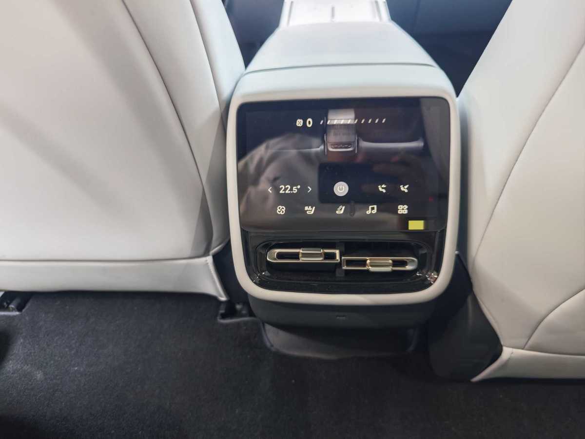 小鵬 小鵬P7+  2024款 長續(xù)航 Max圖片