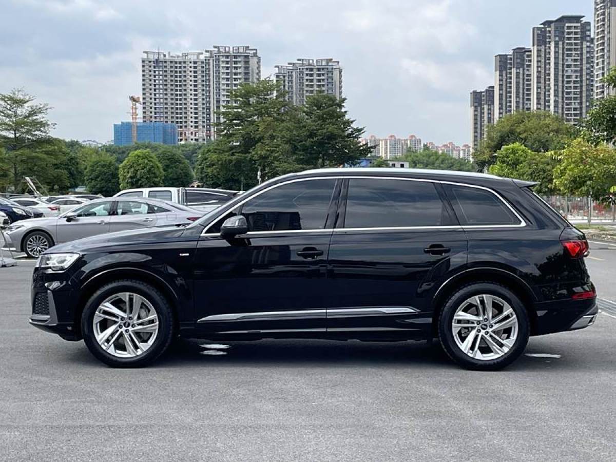 奧迪 奧迪Q7  2022款 45 TFSI quattro S line豪華型圖片