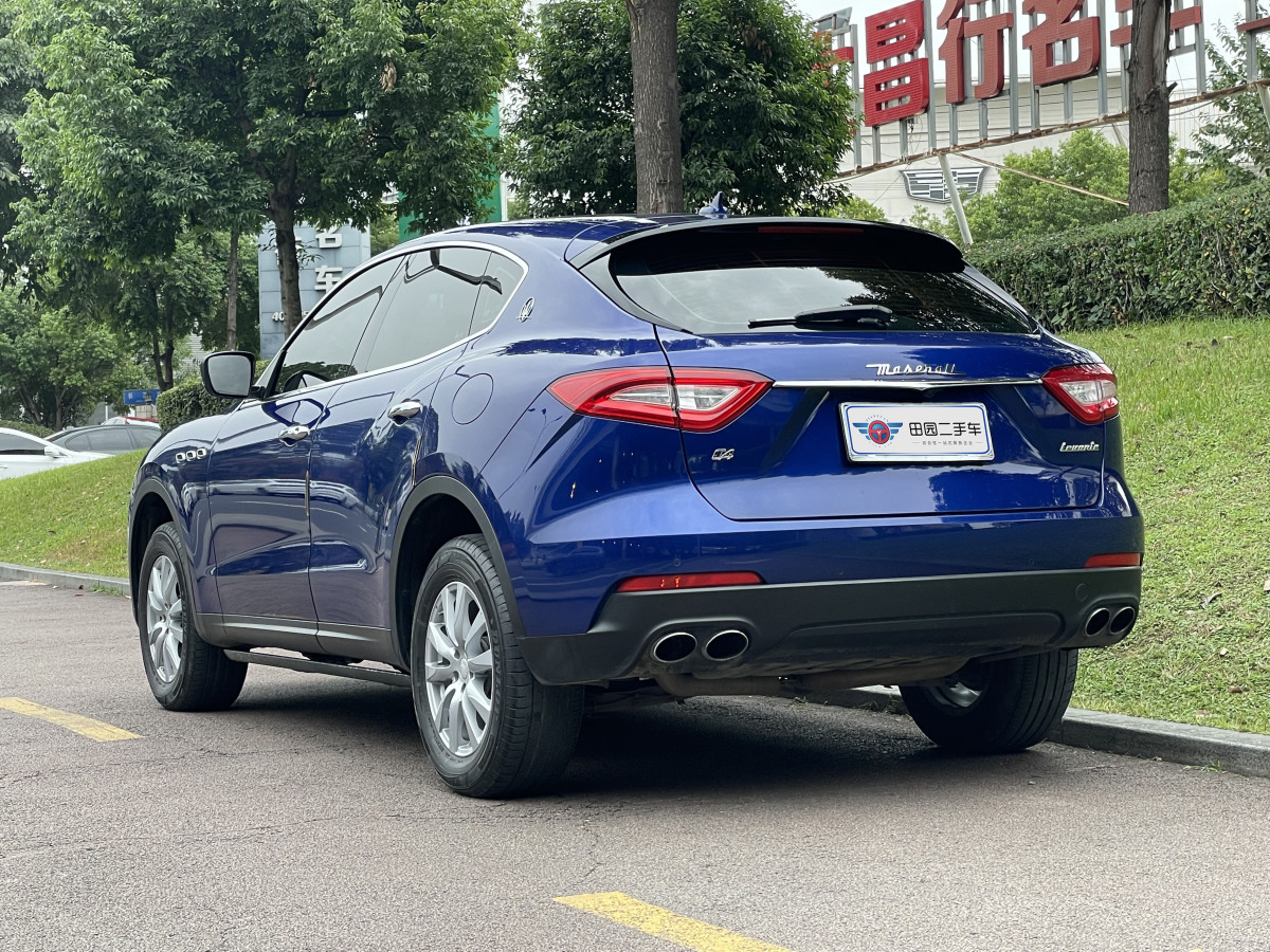 瑪莎拉蒂 Levante  2018款 3.0T 經(jīng)典版圖片