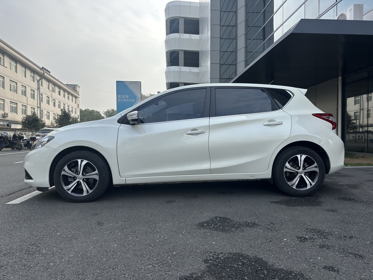 日產(chǎn) 騏達(dá)  2016款 1.6L CVT智行版圖片