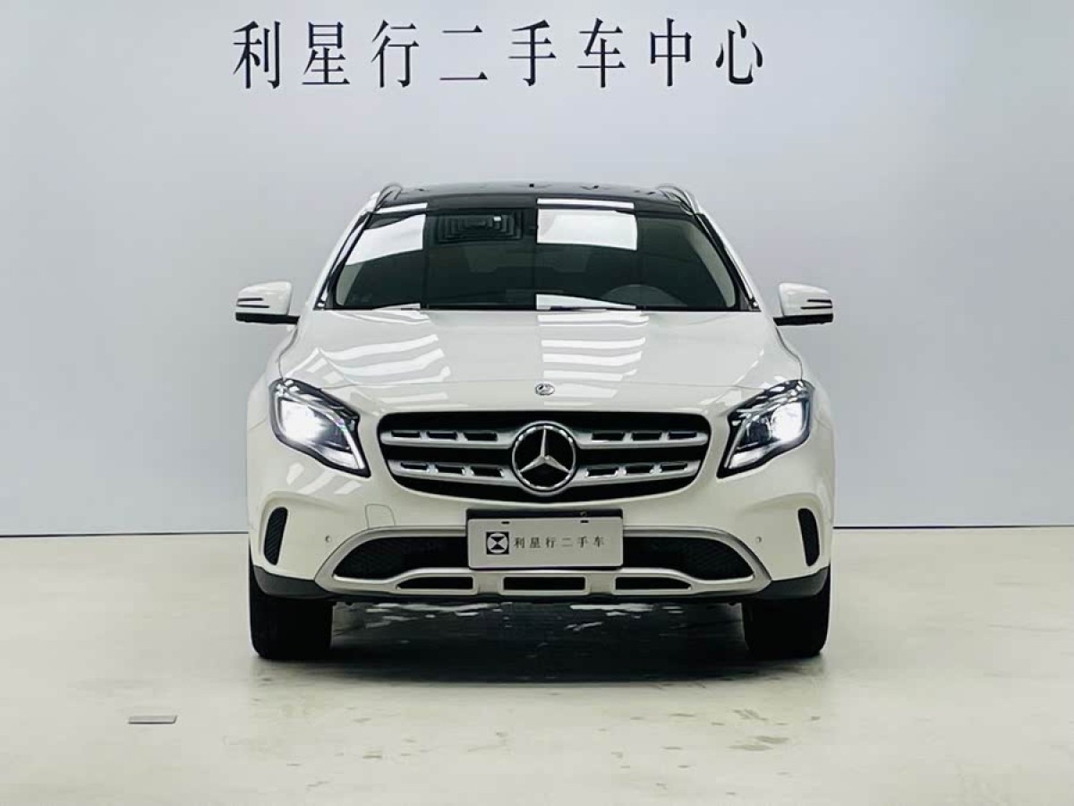 奔馳 奔馳GLA  2018款 GLA 200 時尚型圖片