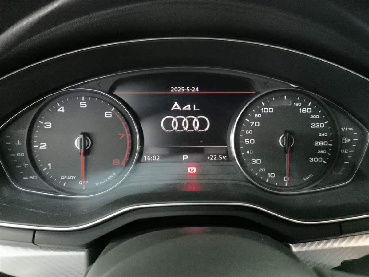 奧迪 奧迪A4L  2018款 30周年年型 40 TFSI 進(jìn)取型圖片