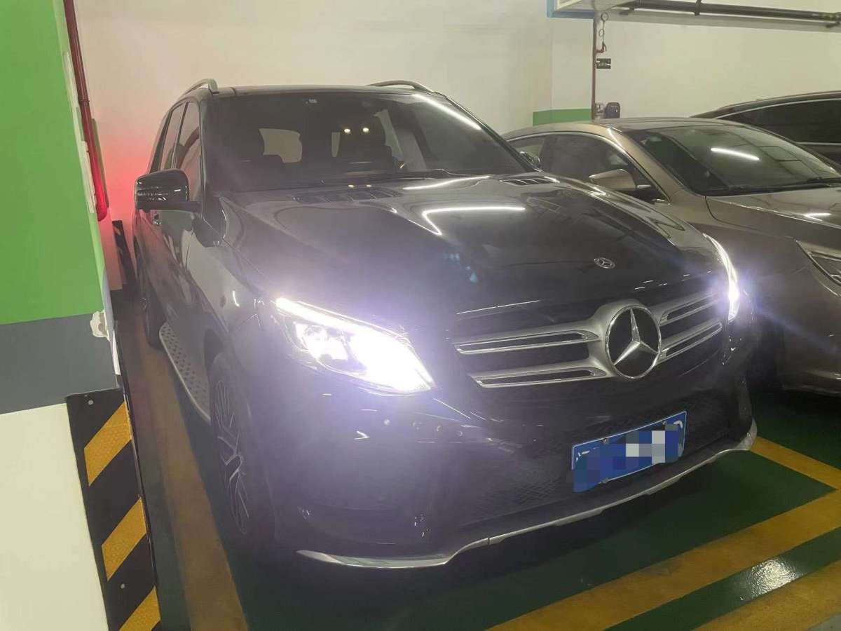 奔驰 奔驰GLE  2017款 GLE 320 4MATIC 动感型图片