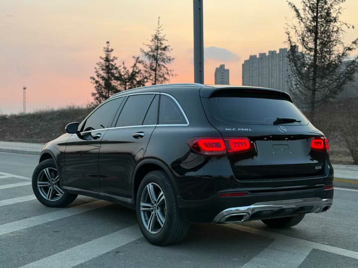 奔馳 奔馳GLC  2021款 GLC 300 4MATIC 轎跑SUV圖片