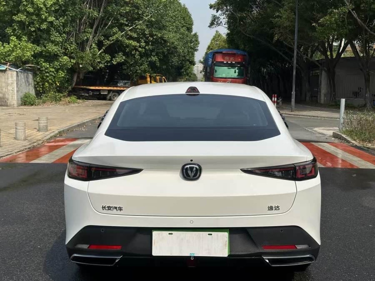 長(zhǎng)安 逸達(dá)  2023款 藍(lán)鯨NE 1.5T GDI DCT暢享版圖片