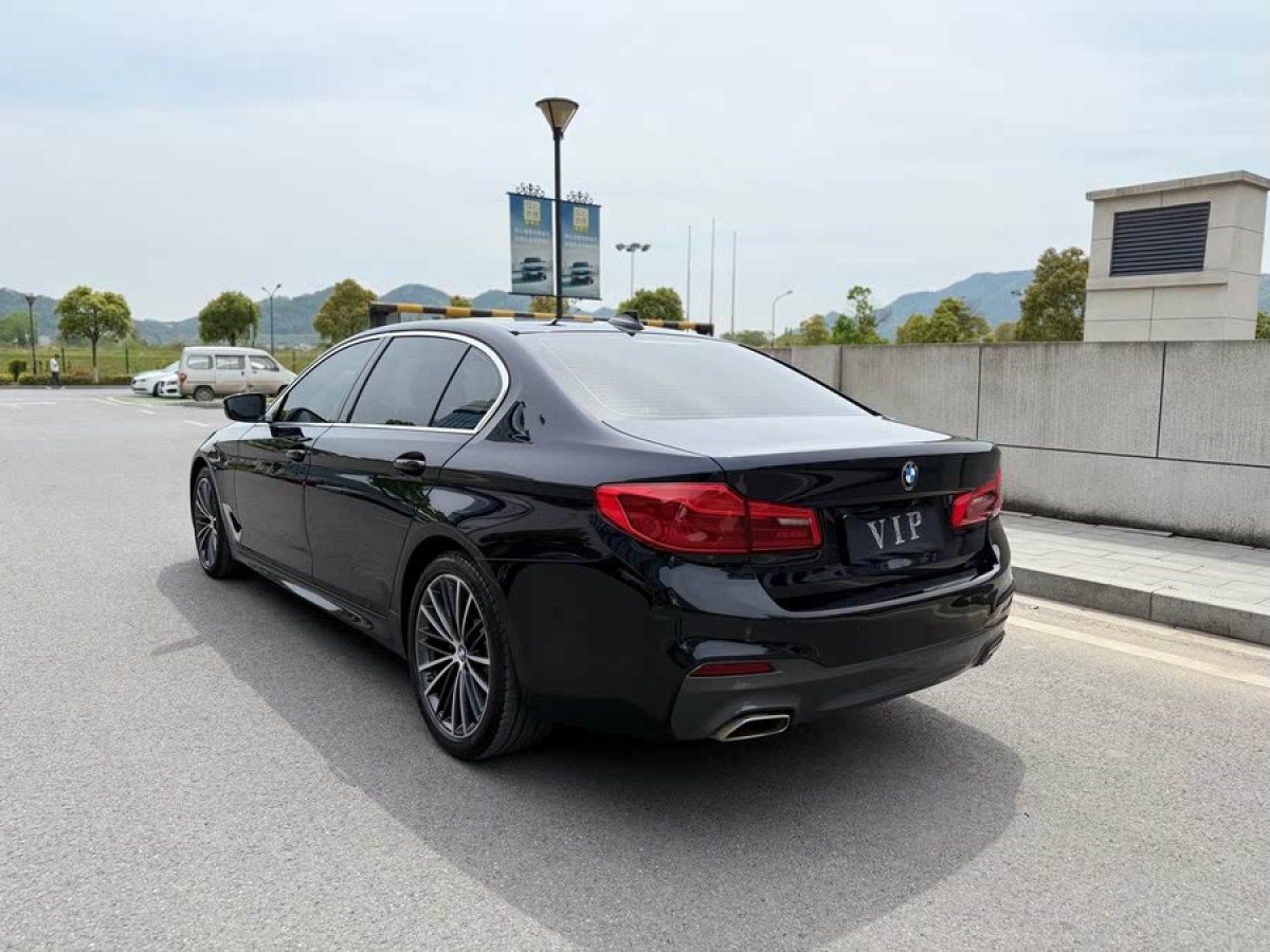 寶馬 寶馬5系  2020款 530Li 領(lǐng)先型 M運動套裝圖片