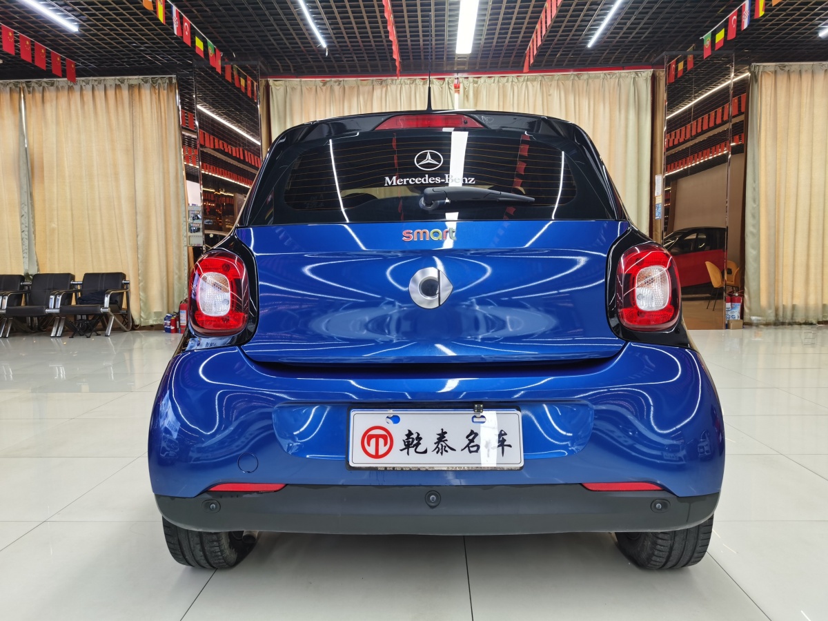 smart forfour  2016款 1.0L 52千瓦激情版圖片