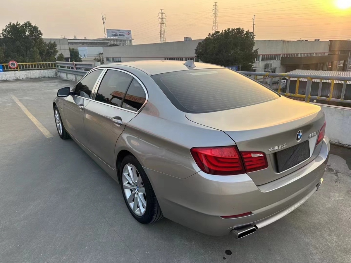 2013年8月宝马 宝马5系  2023款 530Li 领先型 M运动套装