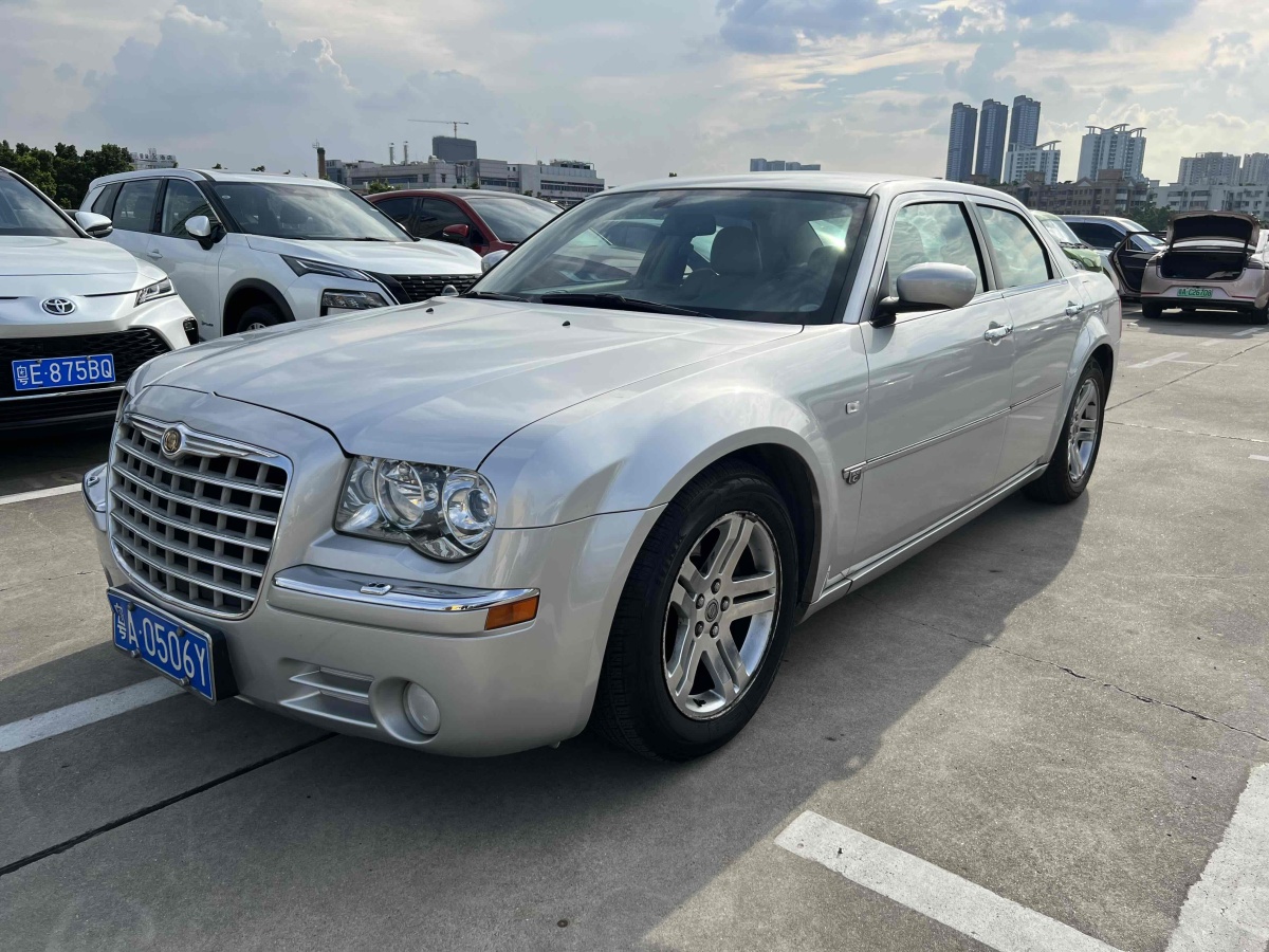 克萊斯勒 300C  2007款 2.7L 商務版圖片