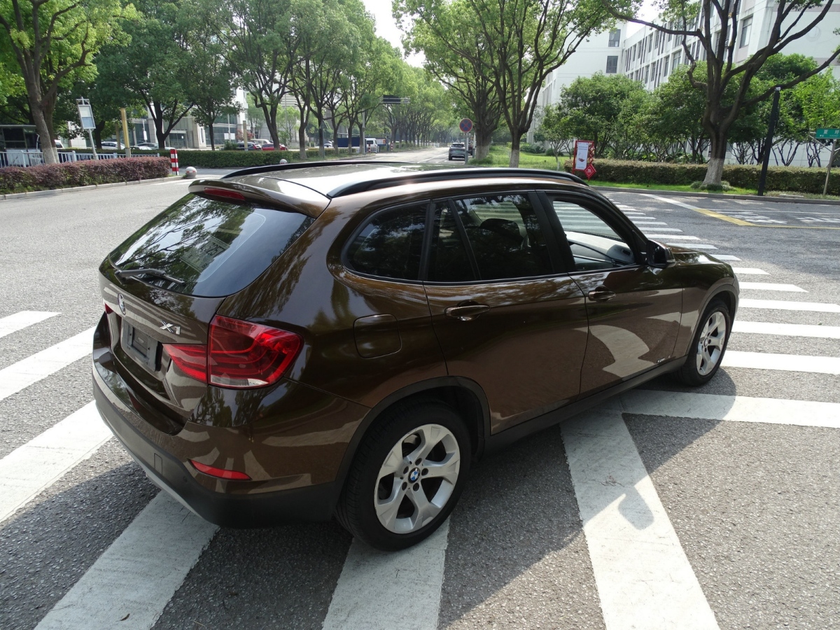 寶馬 寶馬X1  2013款 X1 xDrive20i 2.0T 探索版圖片