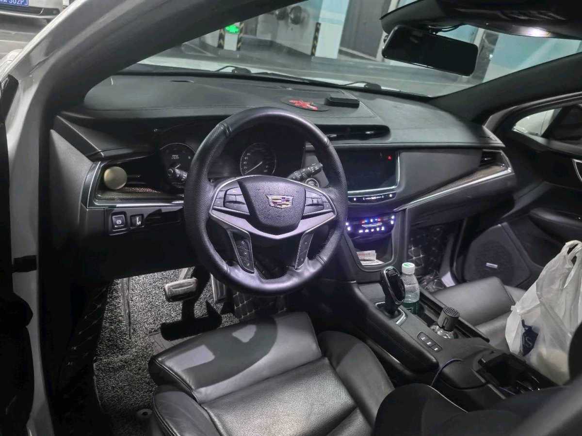 凱迪拉克 XT5  2016款 28T 四驅(qū)領先型圖片