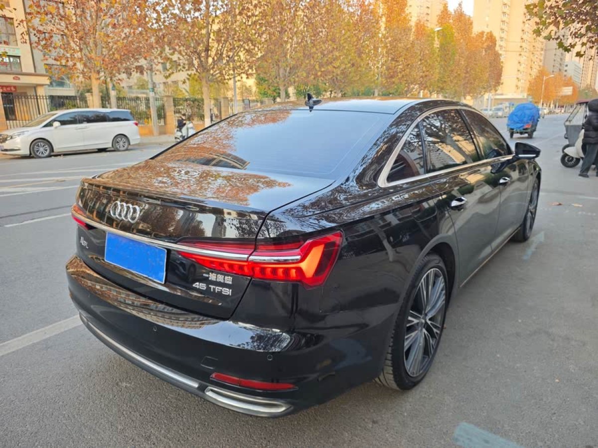 奧迪 奧迪A6L  2021款 45 TFSI 臻選動(dòng)感型圖片