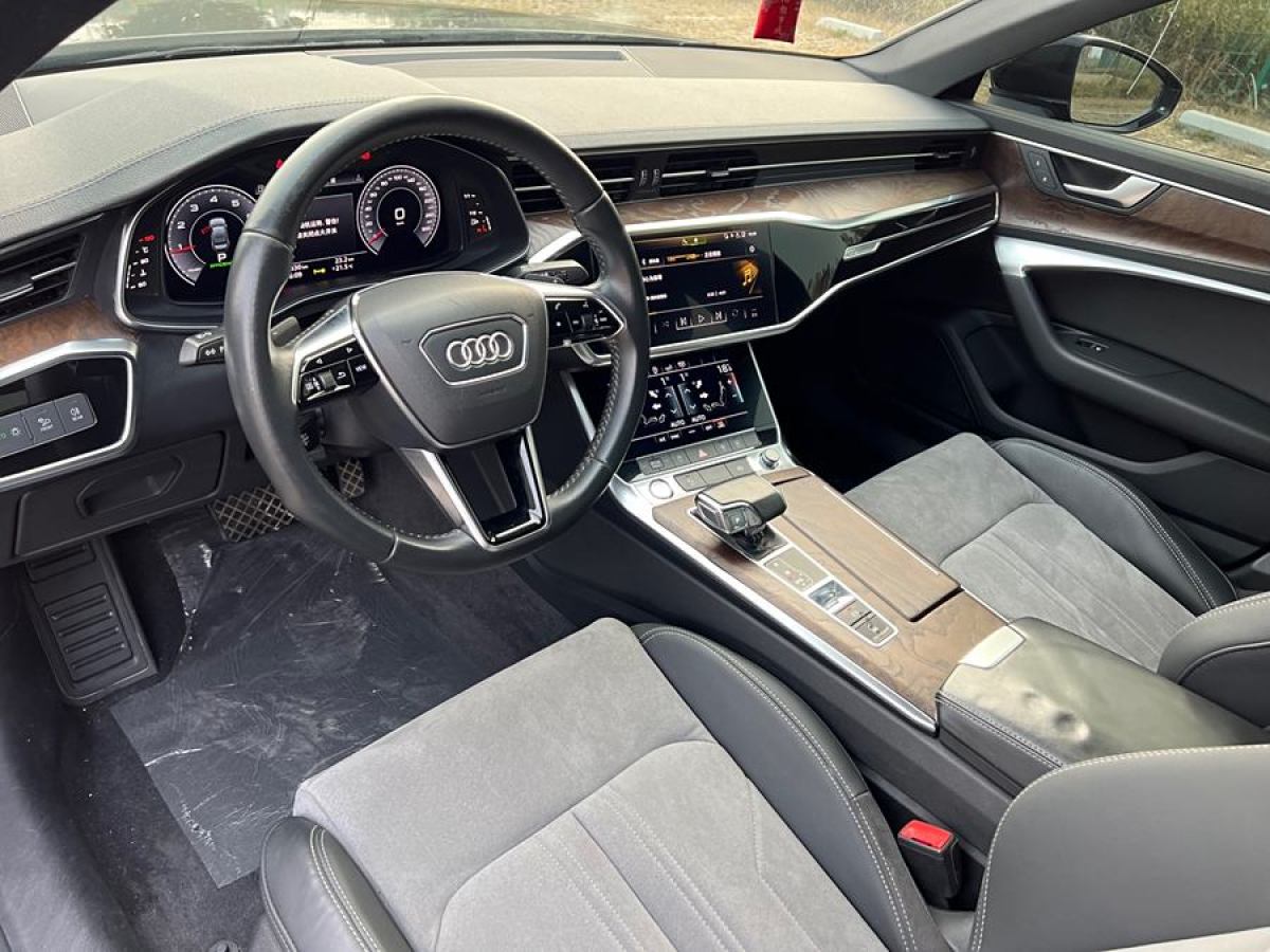 奧迪 奧迪A6L  2019款 45 TFSI 臻選動感型圖片