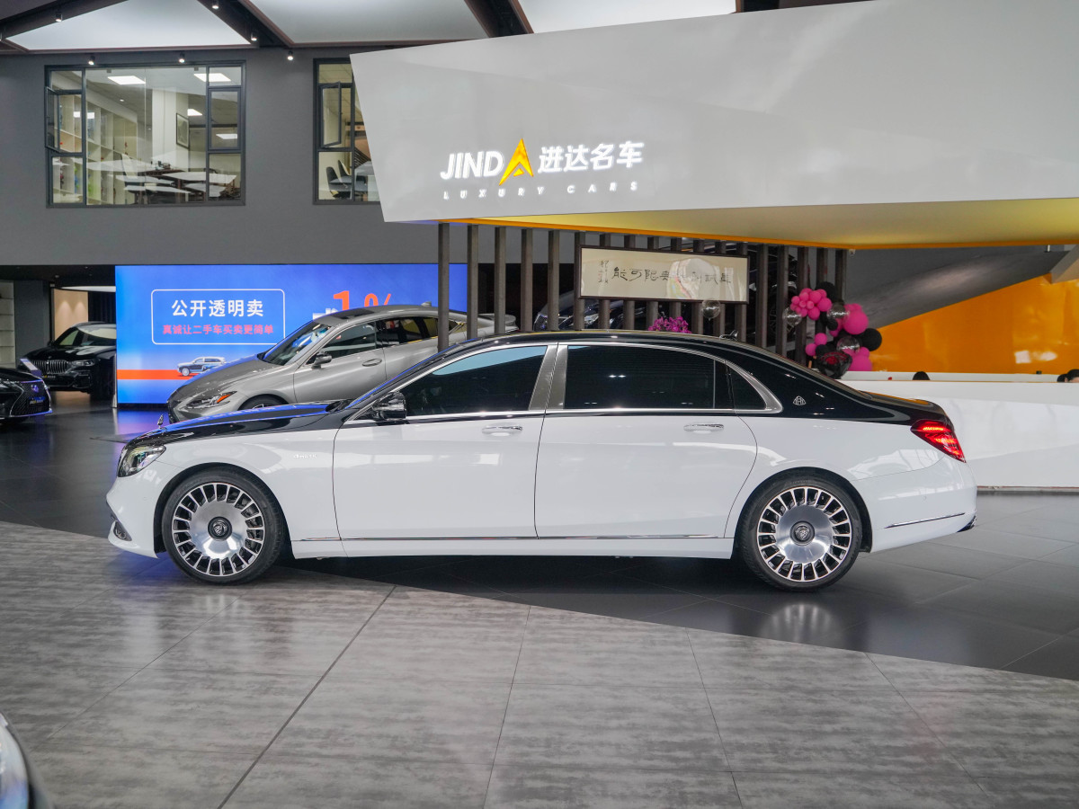 2019年7月奔馳 邁巴赫S級(jí)  2019款 改款 S 560 4MATIC