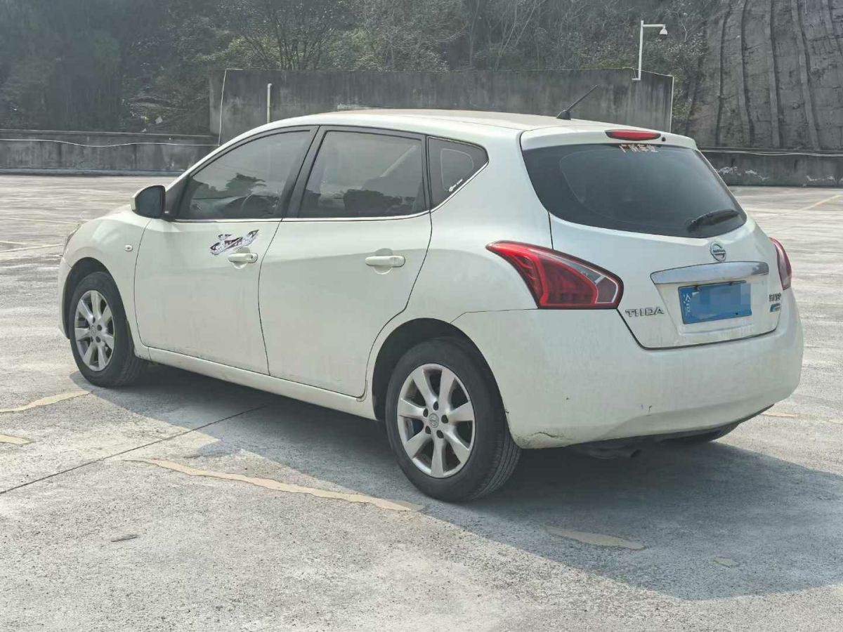 日產(chǎn) 騏達(dá)  2015款 1.6T M-CVT GTS限量版圖片