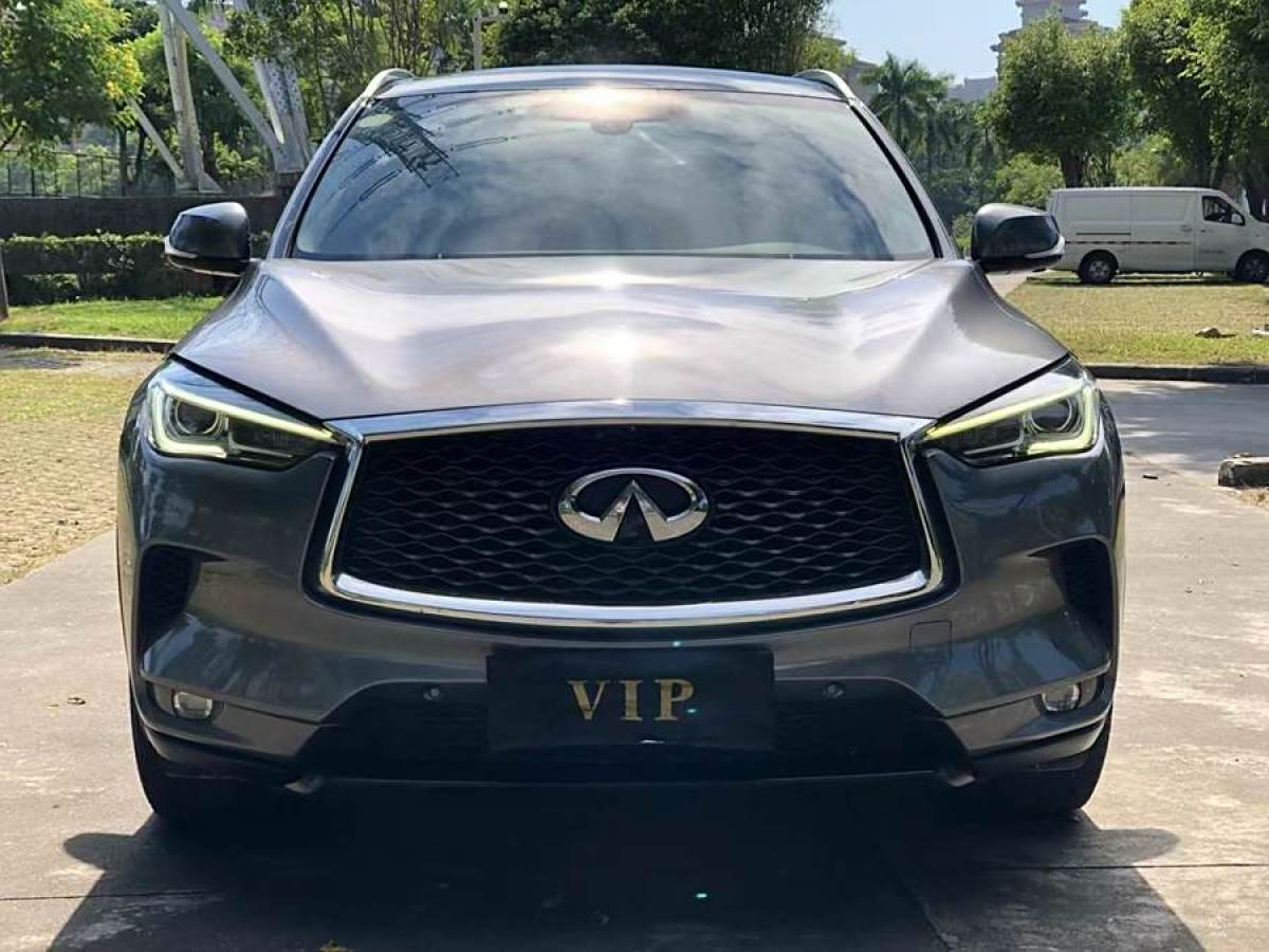 2018年11月英菲尼迪 QX50  2018款 2.0T 四驅菁英版