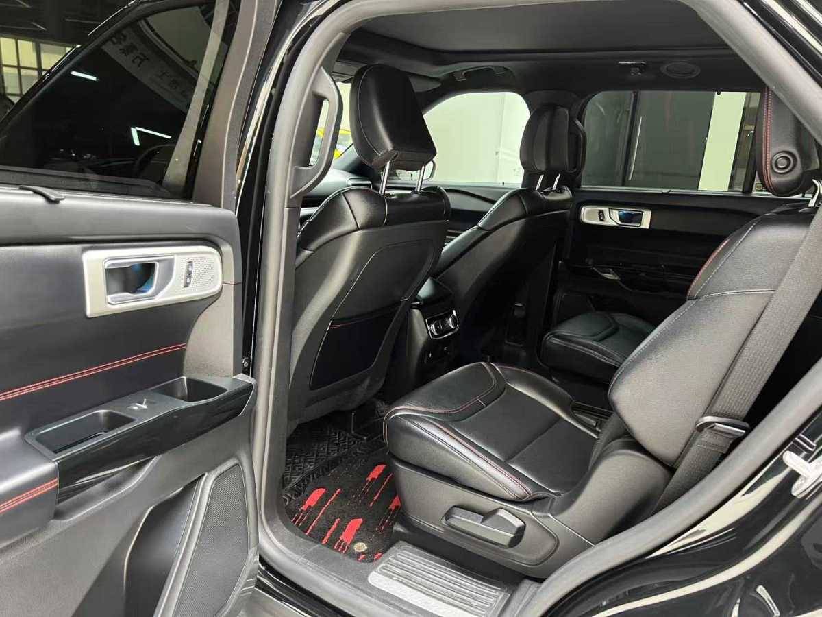 福特 探險者  2023款 EcoBoost 285 四驅(qū)鈦金版 6座圖片