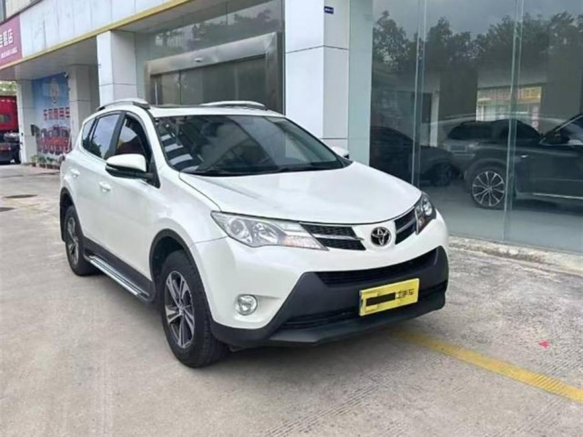 豐田 RAV4榮放  2015款 2.0L CVT兩驅(qū)風(fēng)尚版圖片