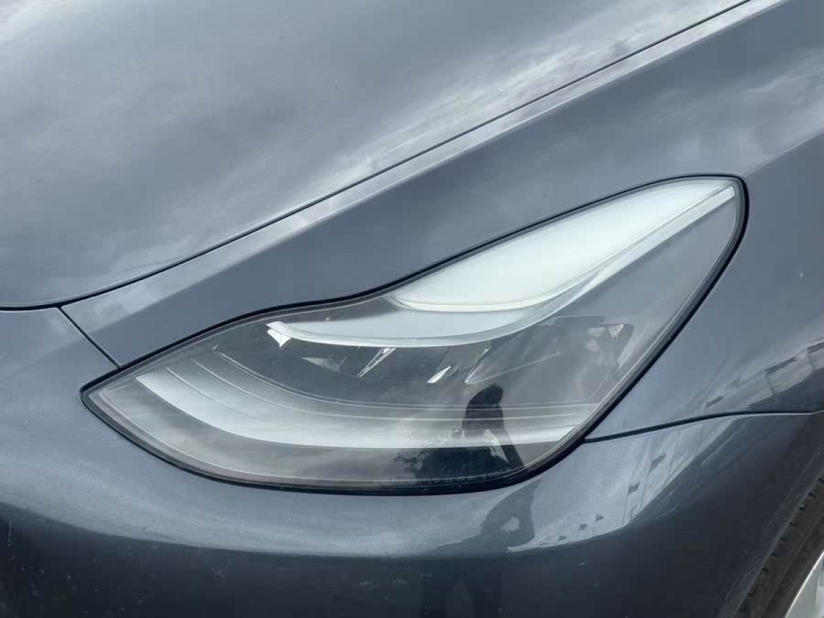 特斯拉 Model Y  2022款 改款 后輪驅(qū)動版圖片