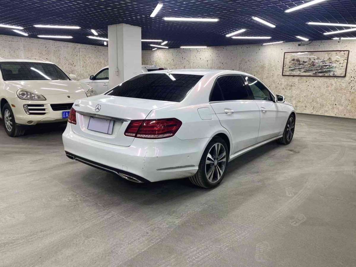 奔馳 奔馳E級(jí)  2014款 改款 E 260 L 豪華型圖片
