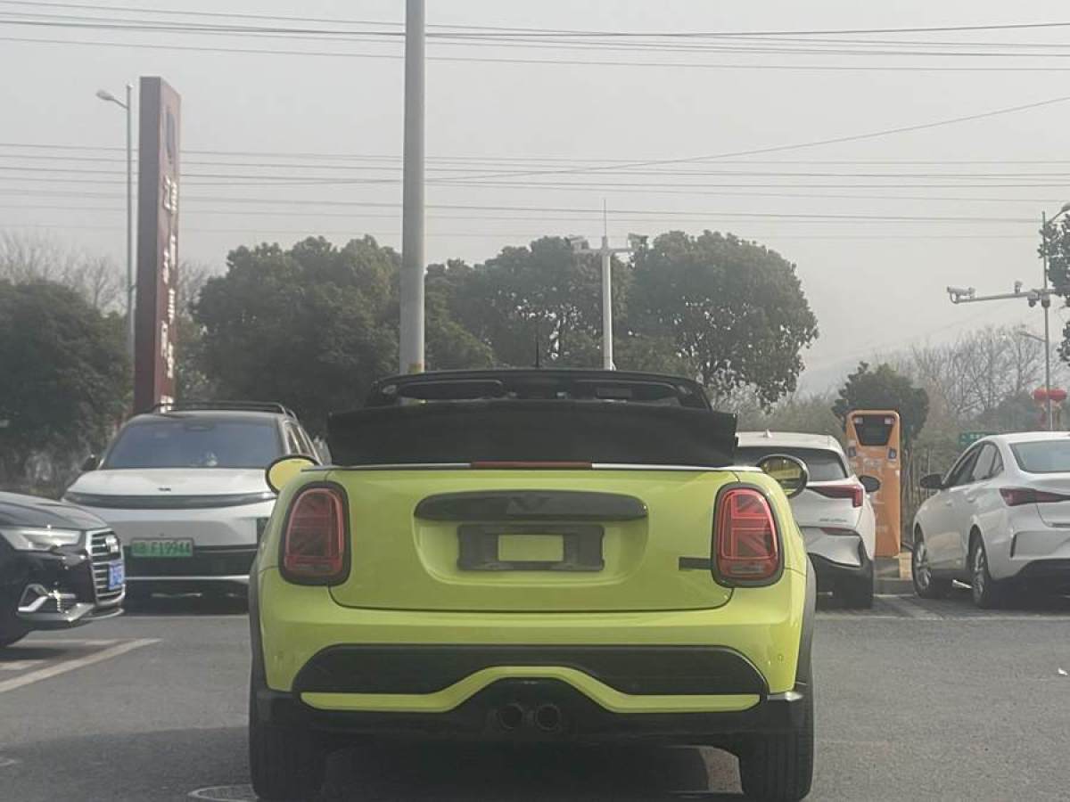 MINI MINI  2022款 2.0T COOPER S CABRIO 藝術(shù)家圖片