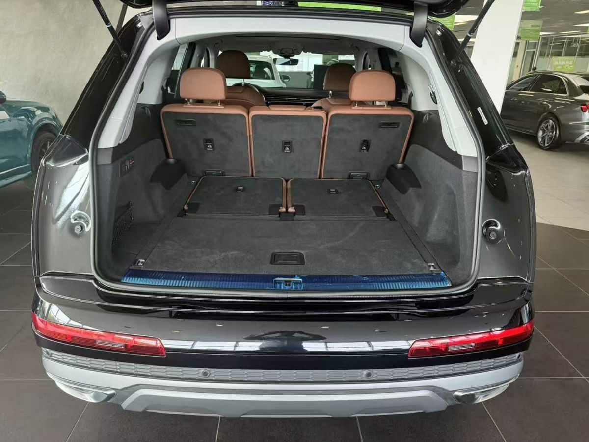 奧迪 奧迪Q7  2023款 45 TFSI quattro S line運動型圖片