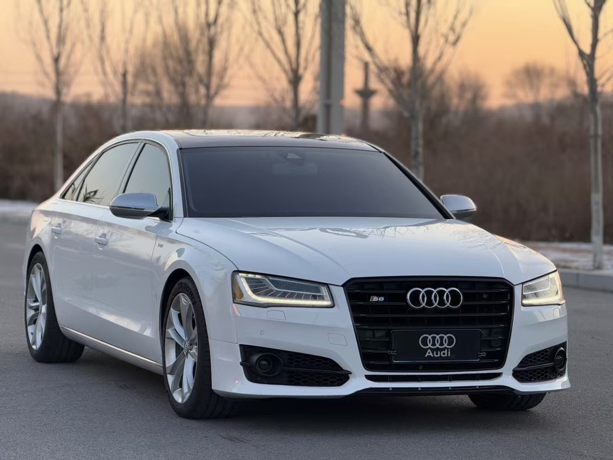 奧迪 奧迪A8  2014款 A8L 45 TFSI quattro豪華型圖片