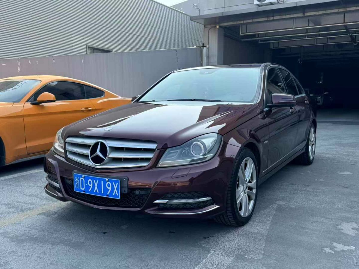 奔馳 奔馳C級AMG  2012款 AMG C 63 動感型圖片