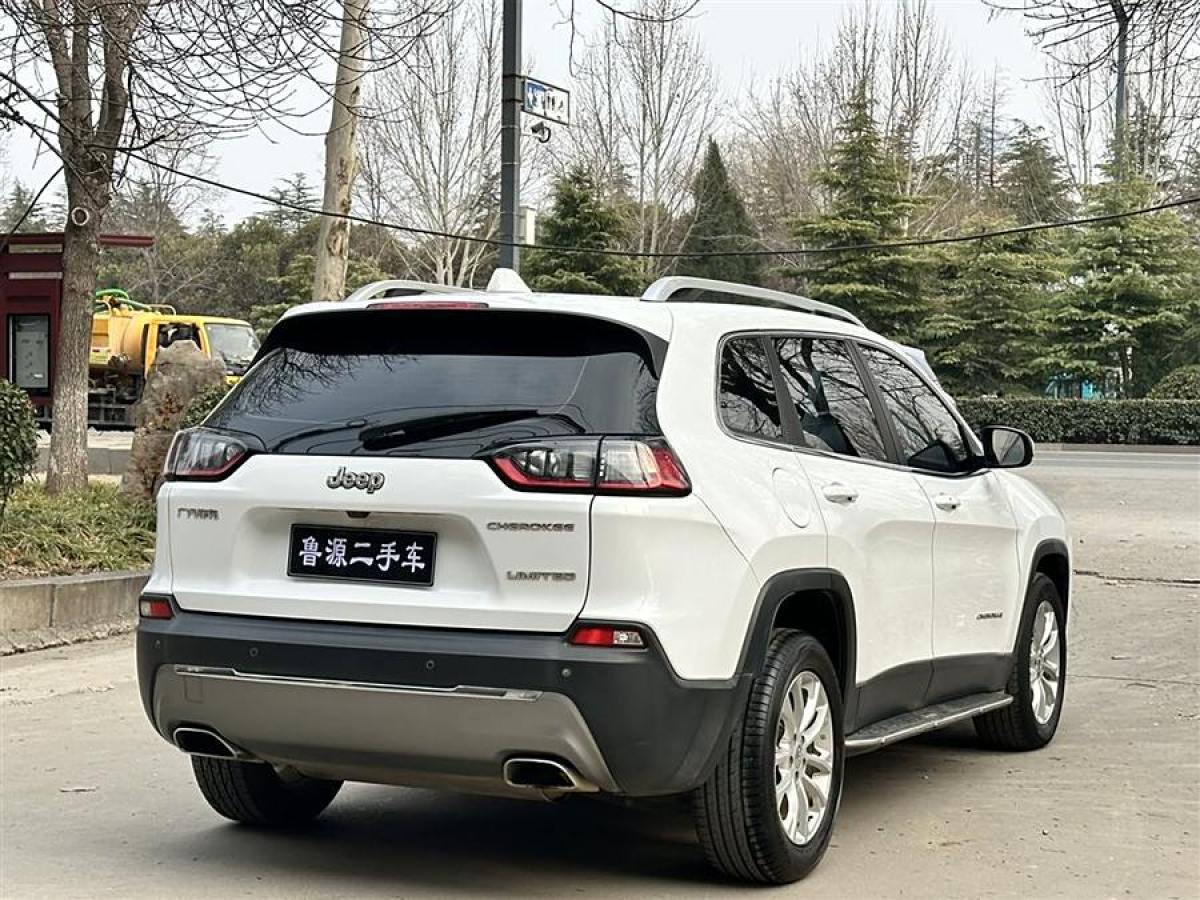 Jeep 自由光  2019款 2.0T 兩驅(qū)智享版 國VI圖片