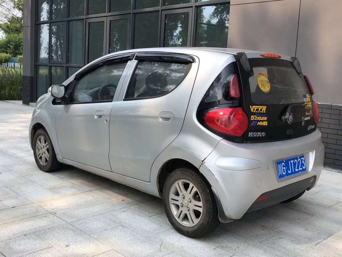 長(zhǎng)安 奔奔MINI  2010款 1.0L 限量版手動(dòng)型圖片