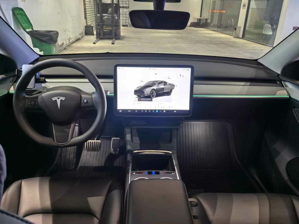 2023年1月特斯拉 Model S  2023款 三電機(jī)全輪驅(qū)動 Plaid版