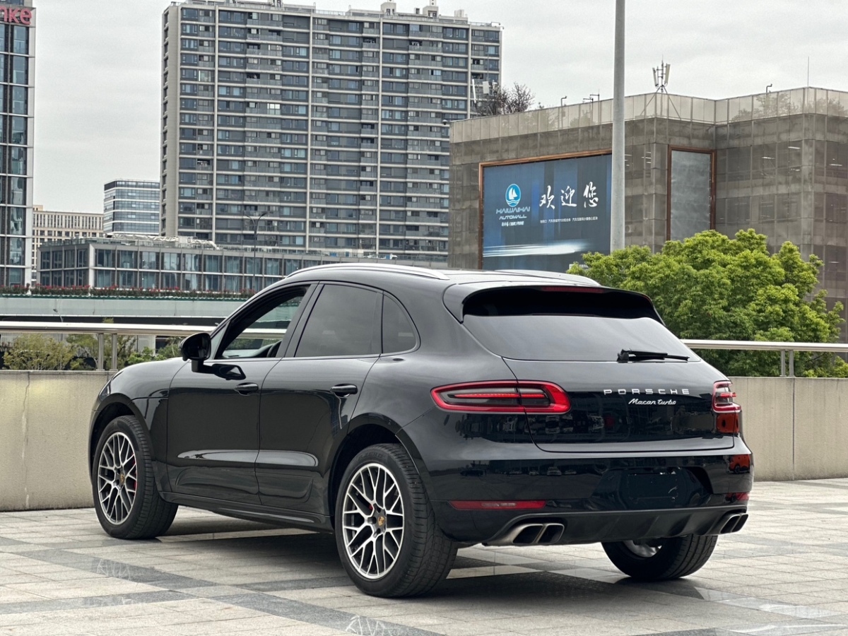 保時(shí)捷 Macan  2014款 Macan Turbo 3.6T圖片