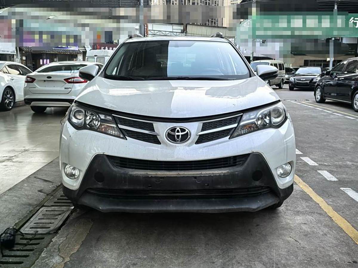 豐田 RAV4榮放  2015款 2.0L CVT四驅(qū)新銳版圖片