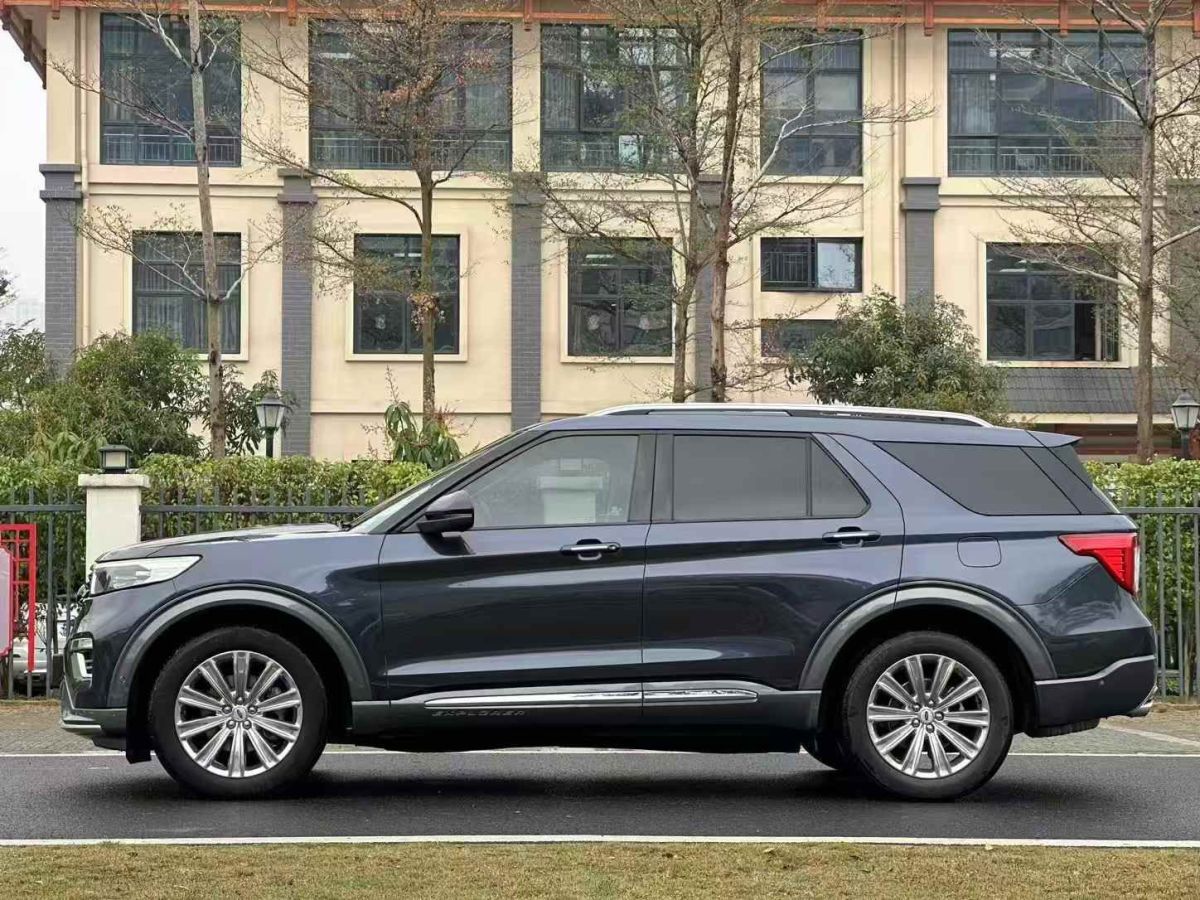 福特 探險(xiǎn)者  2020款 EcoBoost 285 后驅(qū)風(fēng)尚版 6座圖片