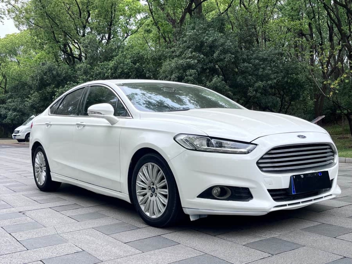 福特 蒙迪歐  2013款 2.0L GTDi200時(shí)尚型圖片