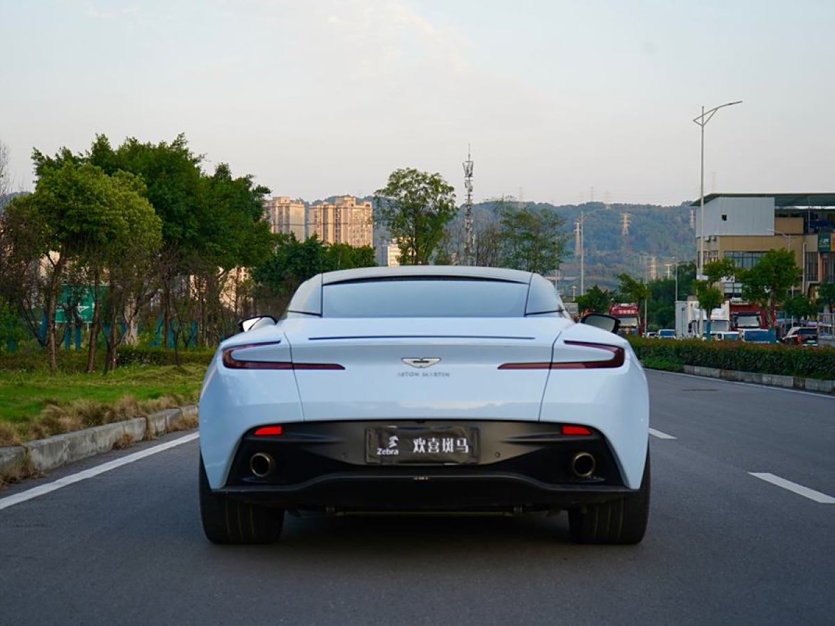 2018年4月阿斯頓·馬丁 阿斯頓?馬丁DB11  2019款 4.0T V8 Coupe