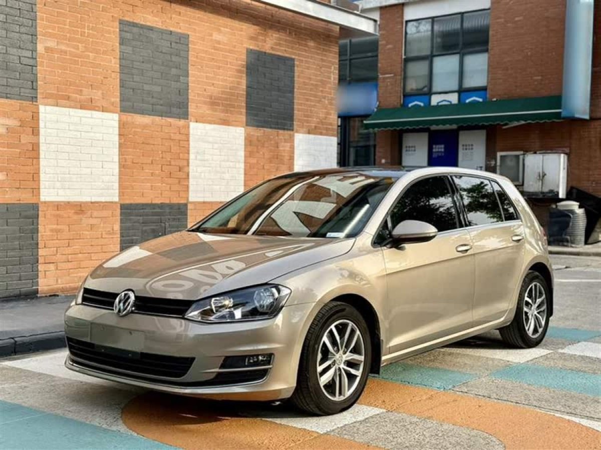 大眾 高爾夫  2016款 230TSI 自動(dòng)豪華型圖片