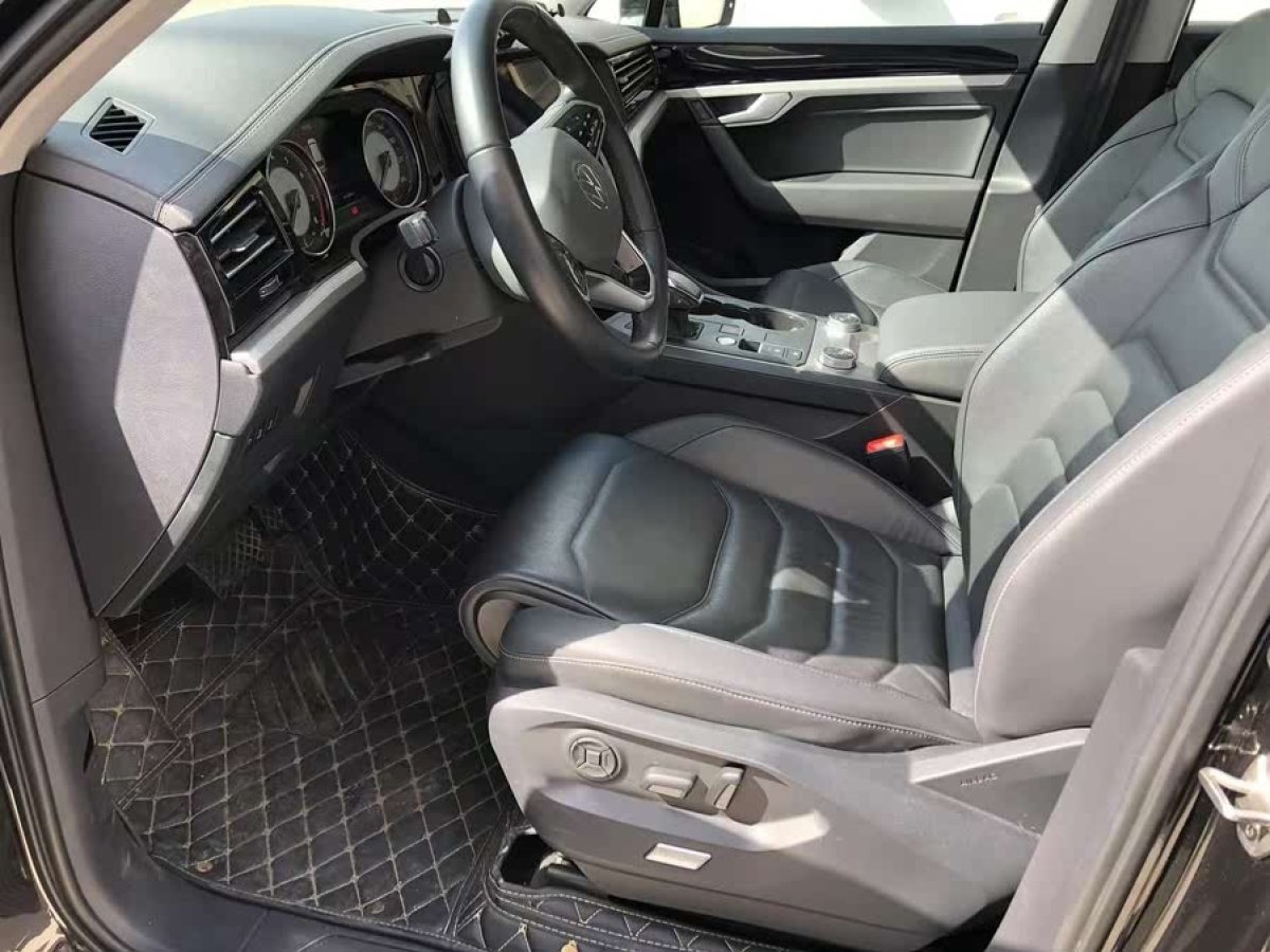 大眾 途銳  2021款 2.0TSI 領(lǐng)航特別版圖片