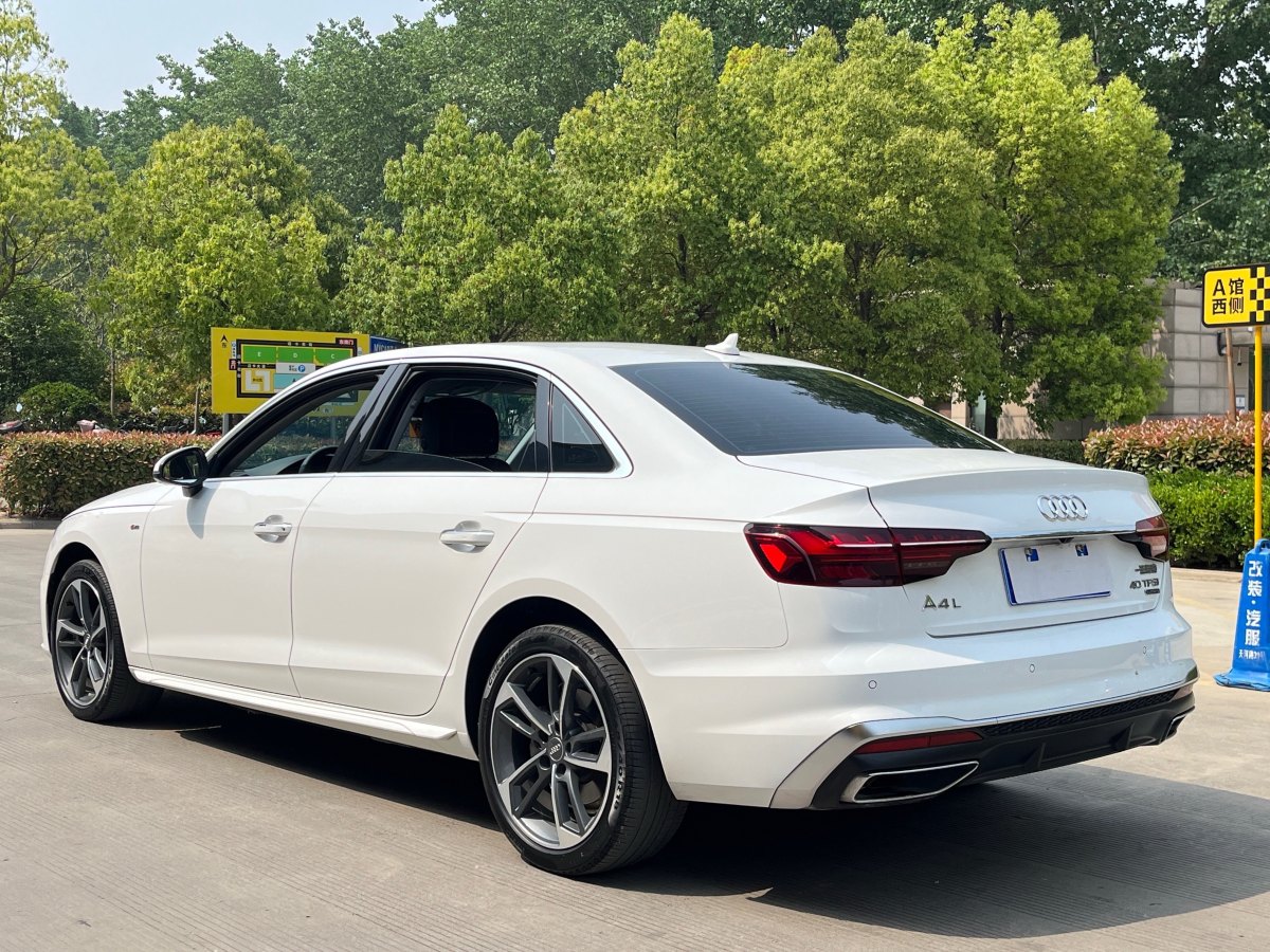 奥迪 奥迪A4L  2020款 40 TFSI 时尚动感型图片