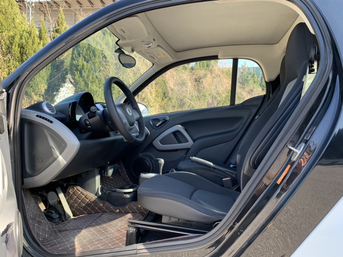 smart fortwo  2013款 1.0 MHD 新年特別版圖片