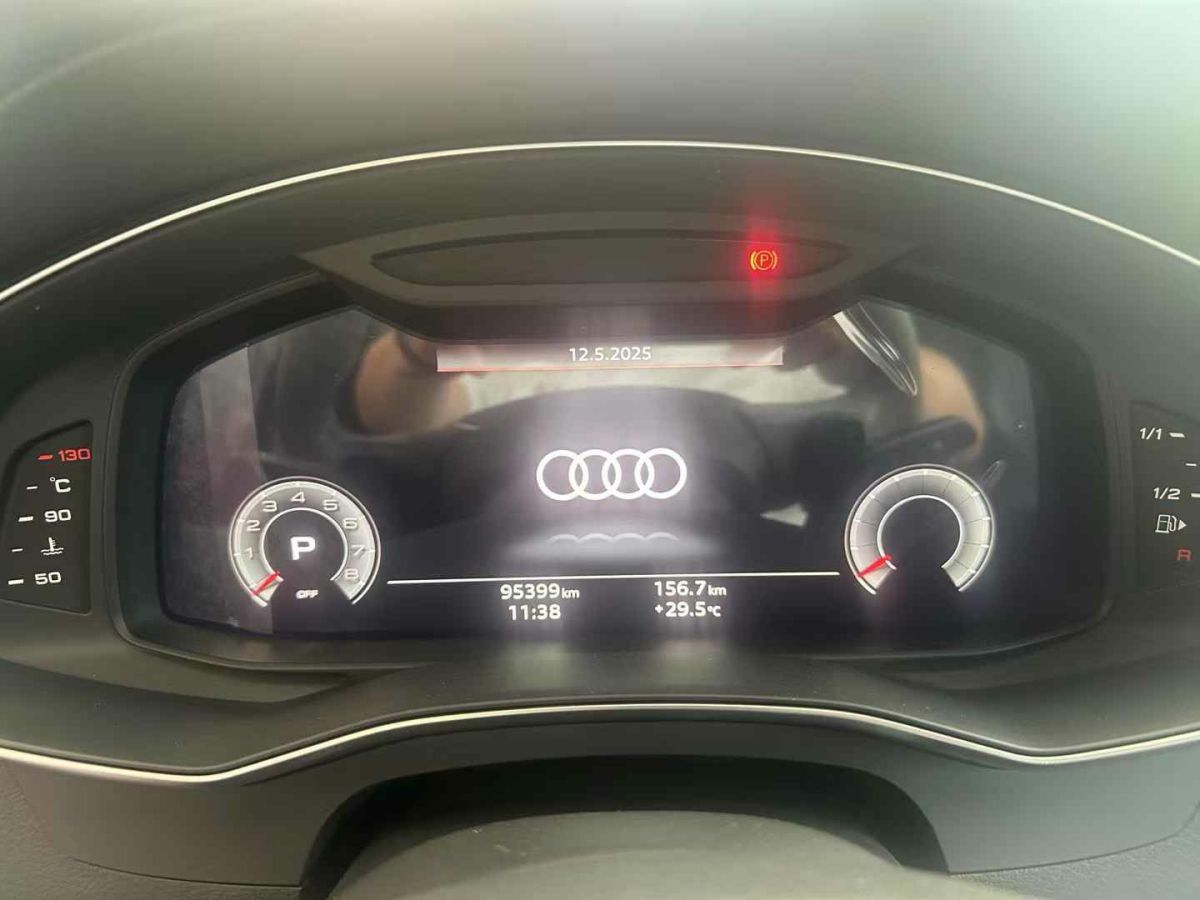 奧迪 奧迪A6L  2011款 A6L 2.0TFSI 標(biāo)準(zhǔn)型圖片
