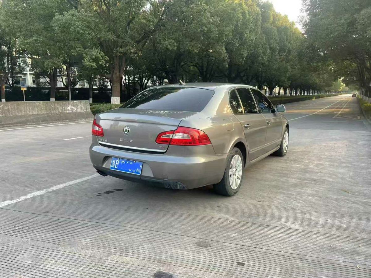 斯柯達 昊銳  2010款 1.4TSI DSG優(yōu)雅版圖片