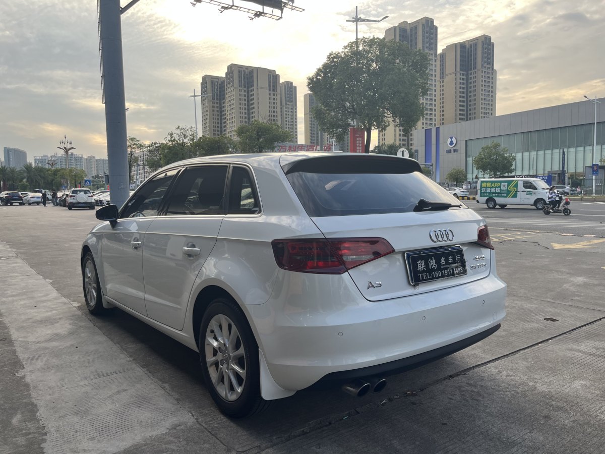 奧迪 奧迪A3  2016款 Sportback 35 TFSI 進(jìn)取型圖片