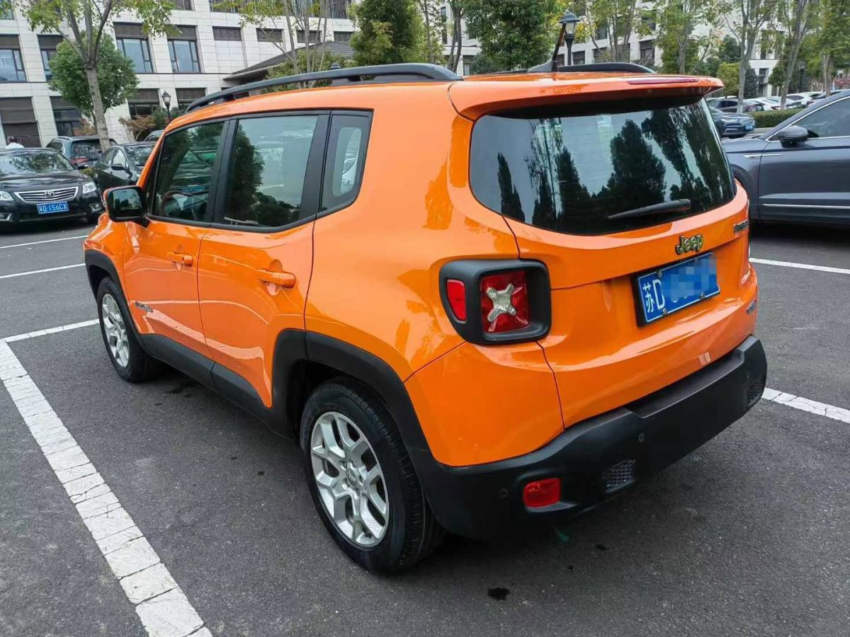 Jeep 自由俠  2016款 1.4T 自動(dòng)動(dòng)能版圖片