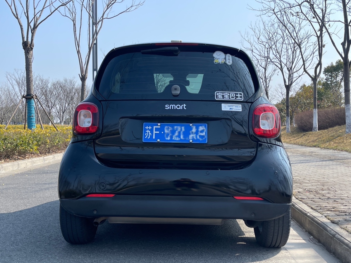 smart fortwo  2015款 1.0L 52千瓦硬頂靈動版圖片