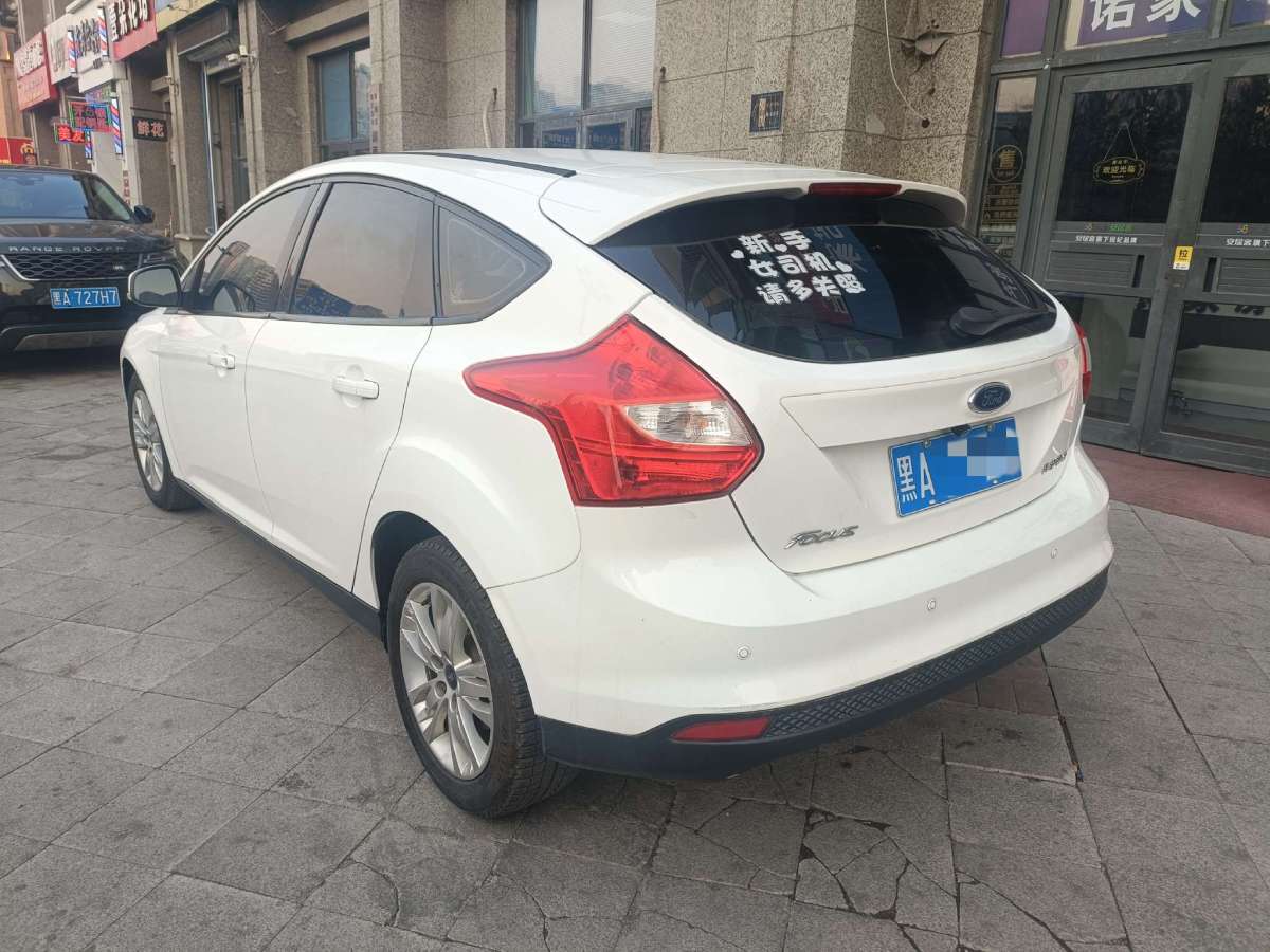 福特 ?？怂? 2012款 兩廂 1.6L 自動(dòng)舒適型圖片