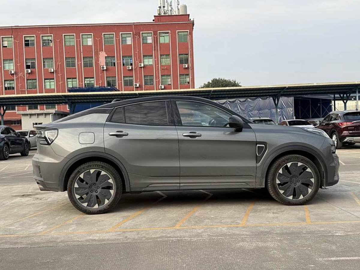 領(lǐng)克 領(lǐng)克05新能源  2021款 1.5TD PHEV HALO圖片