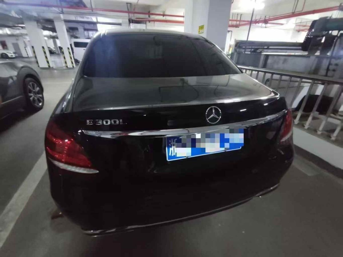 奔馳 奔馳E級(jí)  2019款 E 350 L 運(yùn)動(dòng)型 4MATIC圖片